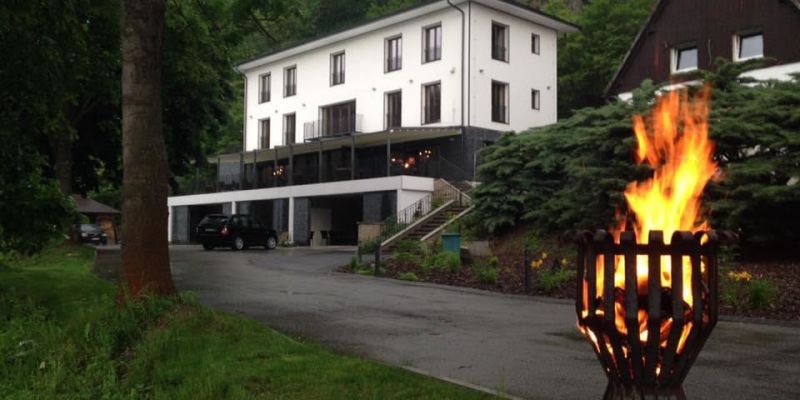 Hotel Mandát