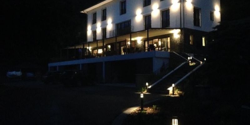 Hotel Mandát