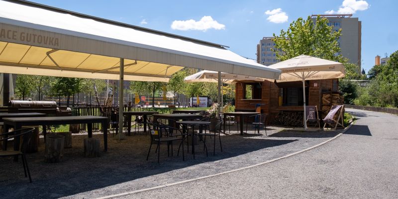 Restaurace Gutovka - Venkovní zahrádky