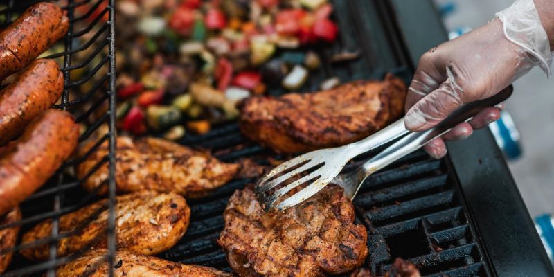 Hotel REHAVITAL - Velká společenská místnost a zahrada