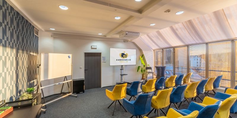 Zasedáme - Střední místnost Jungmann