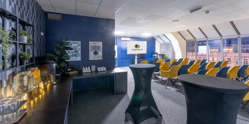 Zasedáme - Velká místnost