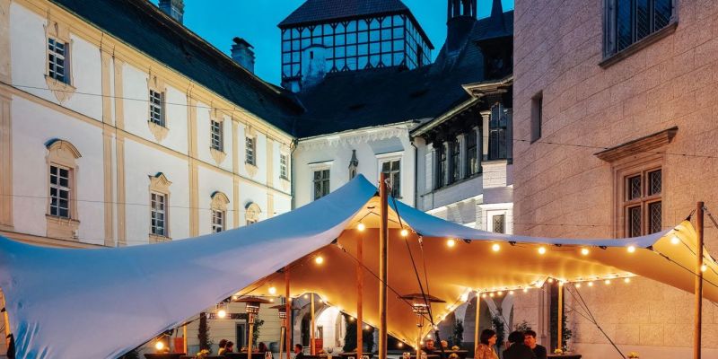 Nezaspěte a naplánujte firemní vánoční večírek včas