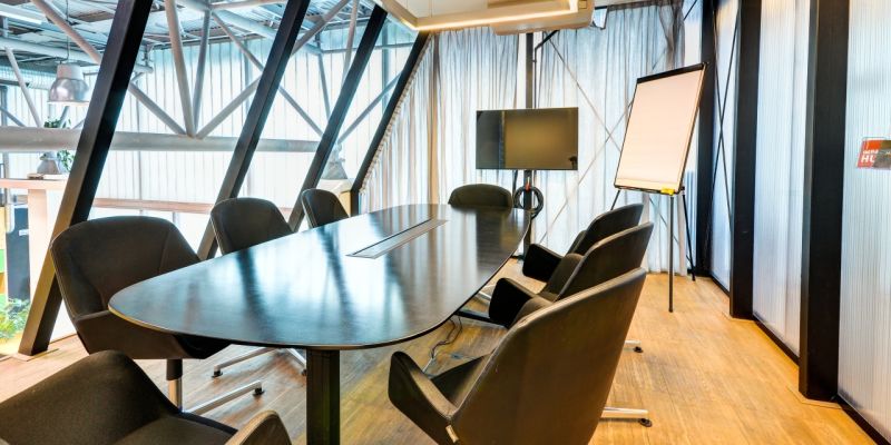 Impact Hub Brno - Šedá zasedačka