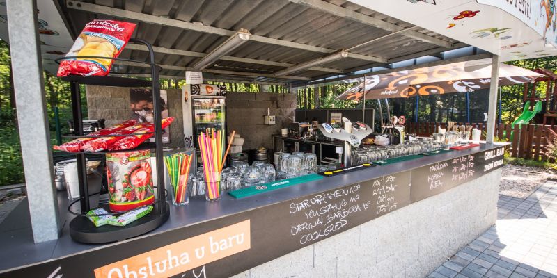 Restaurace a penzion Zděná bouda - Gril bar