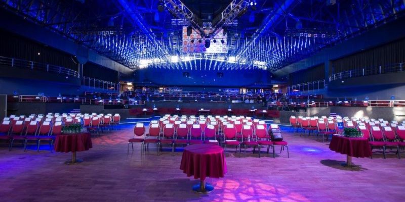 Hotel Cosmopolitan Bobycentrum