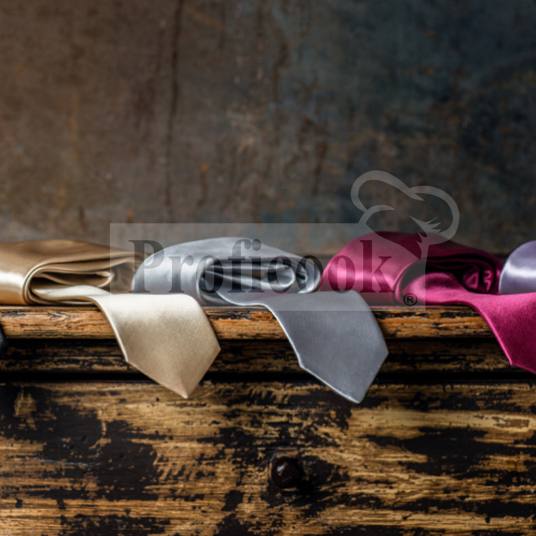 Tie glossy