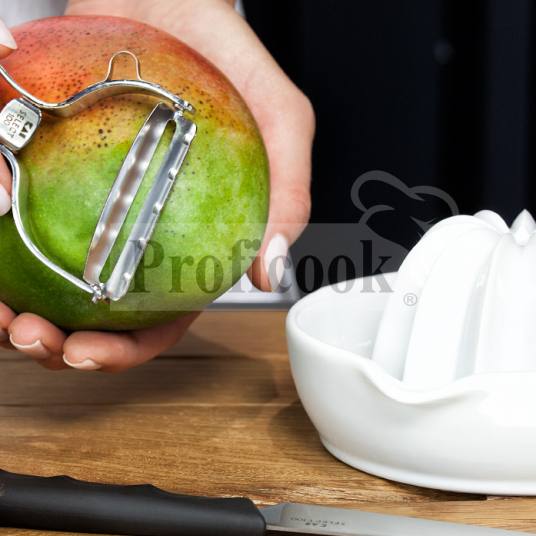 Kai T-shaped peeler